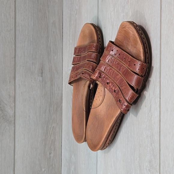 Born Women Leather Sandals shoes sz 9 - Picture 1 of 10